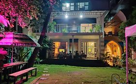 Urban Nomads Hostel