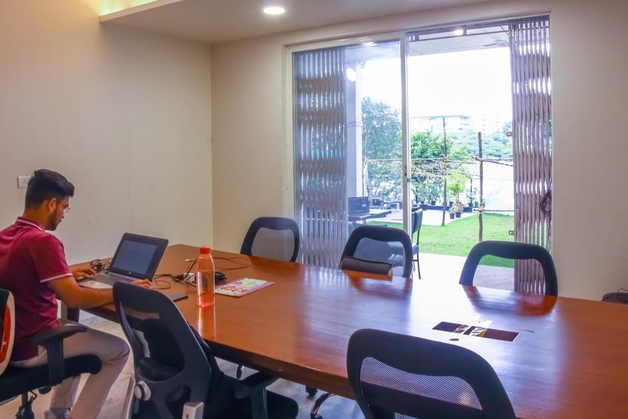 Urban Nomads Pune Riverside Colive Cowork Hostel Buitenkant foto