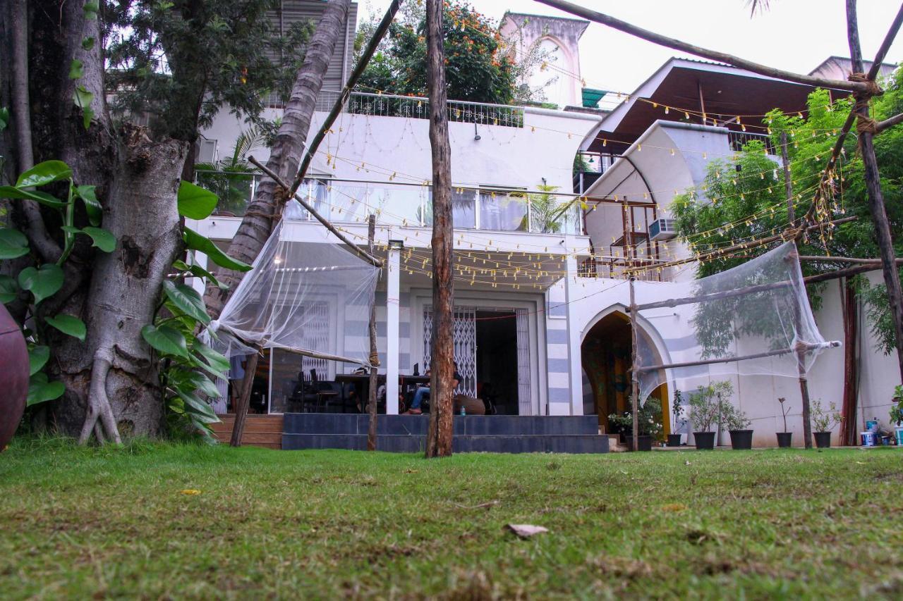 Urban Nomads Pune Riverside Colive Cowork Hostel Buitenkant foto
