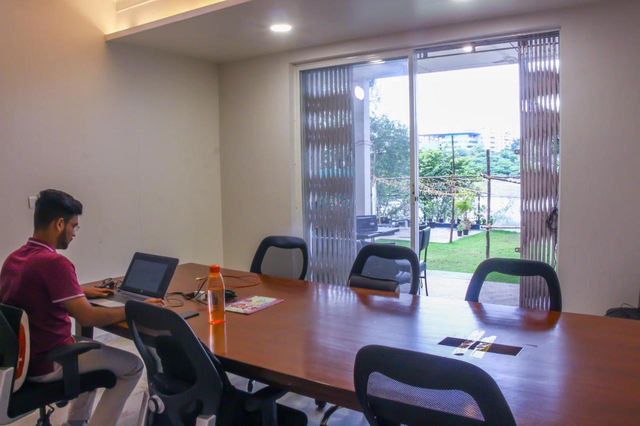 Urban Nomads Pune Riverside Colive Cowork Hostel Buitenkant foto