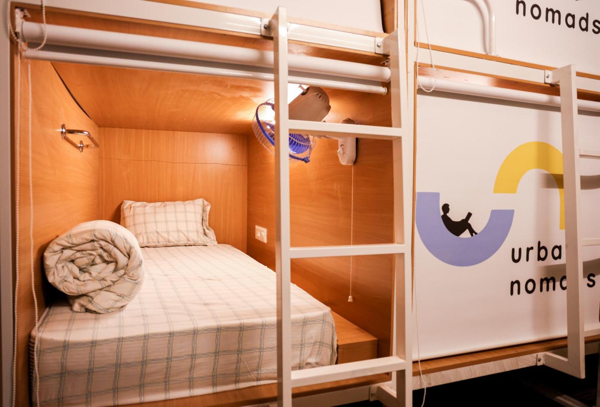 Urban Nomads Pune Riverside Colive Cowork Hostel Buitenkant foto