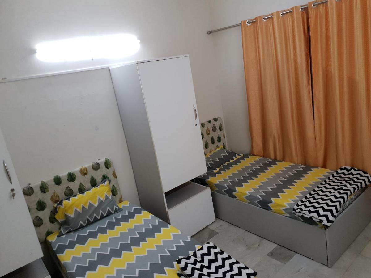 Urban Nomads Pune Riverside Colive Cowork Hostel Buitenkant foto