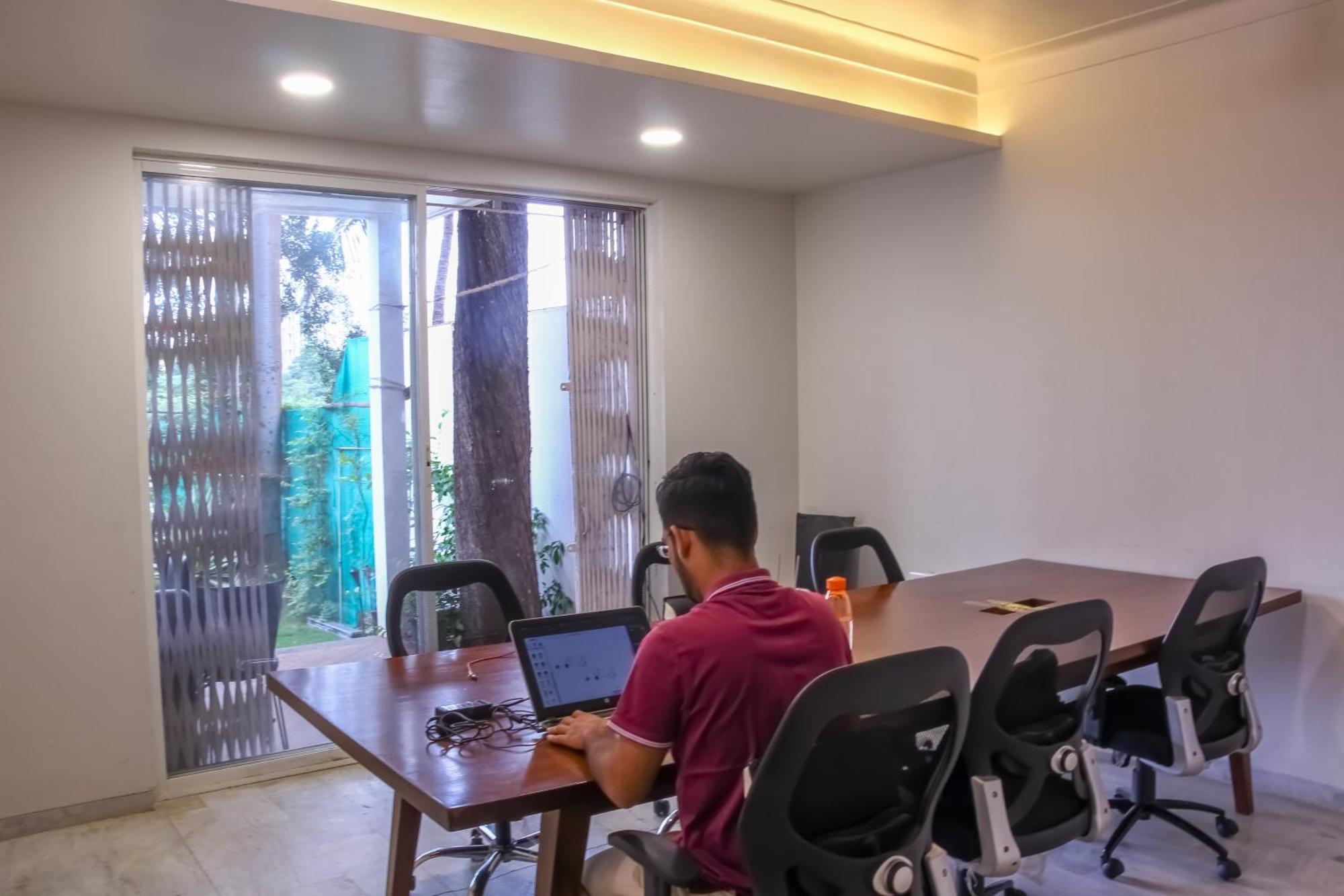 Urban Nomads Pune Riverside Colive Cowork Hostel Buitenkant foto